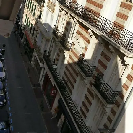 Le Rooftop des Halles Biarritz Buitenkant foto
